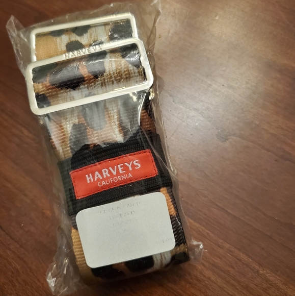 Harveys Accessories Harveys Seatbelt Click N Carry Leopard Strap Poshmark Harveys Accessories Harveys Seatbelt Click N Carry Leopard Strap Poshmark